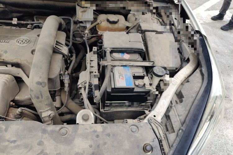 Used Buick Envision 2016 28T Four-Wheel Drive Elite Version Engine Bay Left
