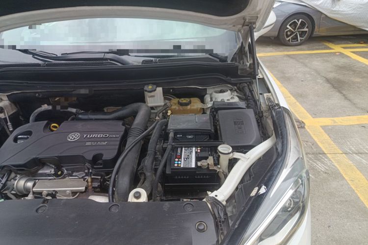 Used Buick Envision 2016 20T Two-Wheel Drive Leading Version Engine Bay Left