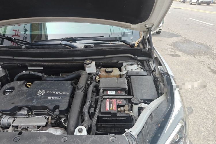 Used Buick Envision 2016 20T Two-Wheel-Drive Elite Model Engine Bay Left