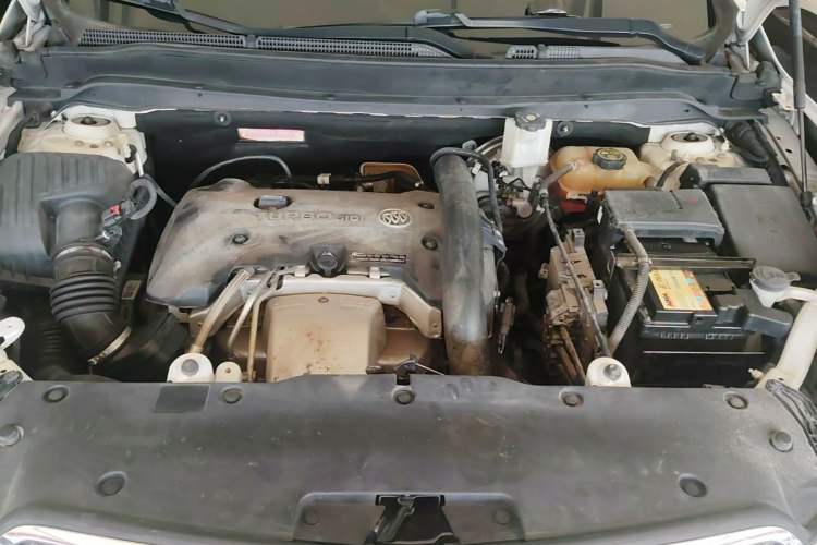 Used Buick Envision 2016 28T Four-Wheel Drive Luxury Model Engine Bay