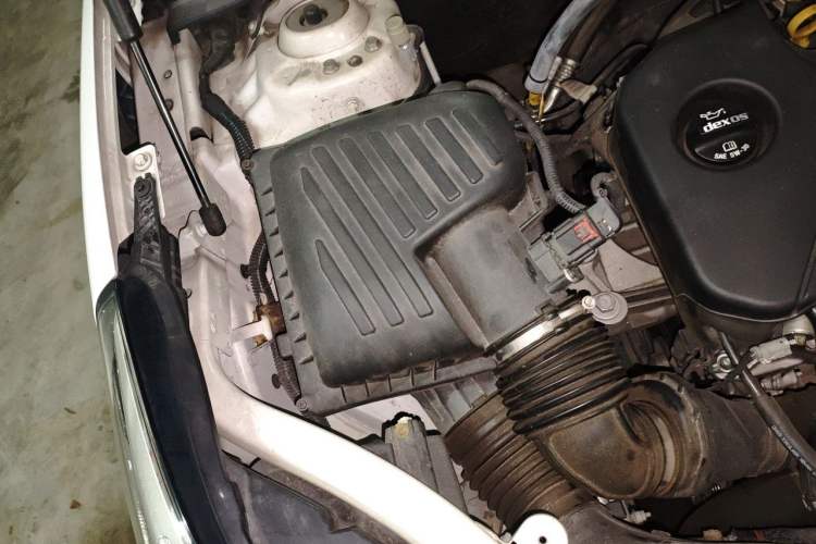 Used Buick Envision 2016 20T Two-Wheel Drive Leading Version Engine Bay Right
