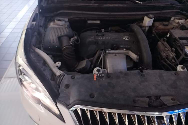 Used Buick Envision 2016 28T Four-Wheel Drive Elite Version Engine Bay Right