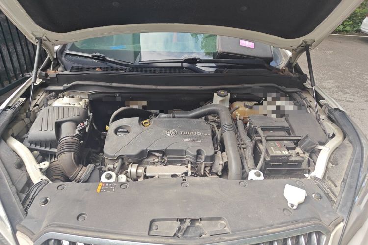 Used Buick Envision 2016 20T Two-Wheel Drive Leading Version Engine Bay
