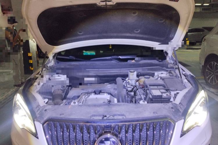 Used Buick Envision 2016 28T Four-Wheel Drive Elite Version Engine Bay