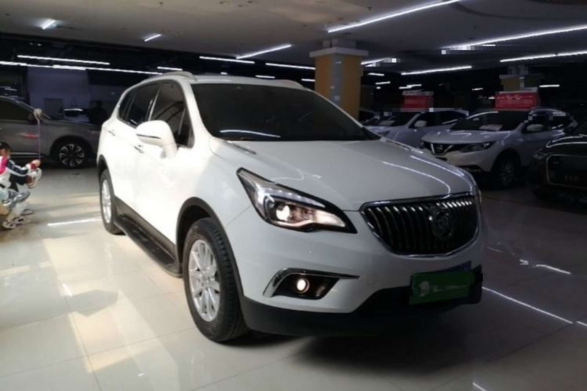 Used Buick Envision 2016 20T Two-Wheel Drive Leading Version Front Right 45 Deg
