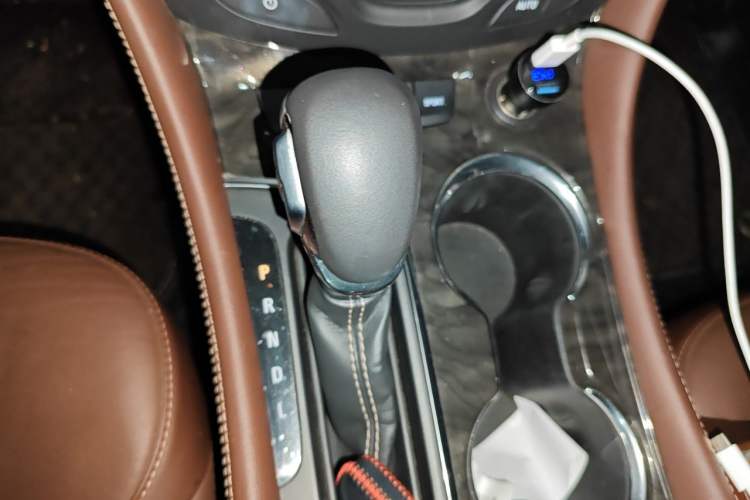 Used Buick Envision 2016 28T Four-Wheel Drive Elite Version Gear Lever