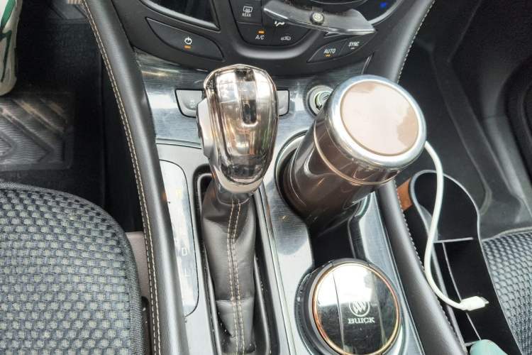 Used Buick Envision 2016 20T Two-Wheel Drive Leading Version Gear Lever
