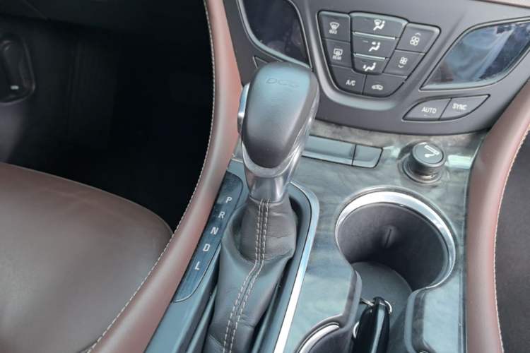 Used Buick Envision 2016 20T Two-Wheel-Drive Elite Model Gear Lever