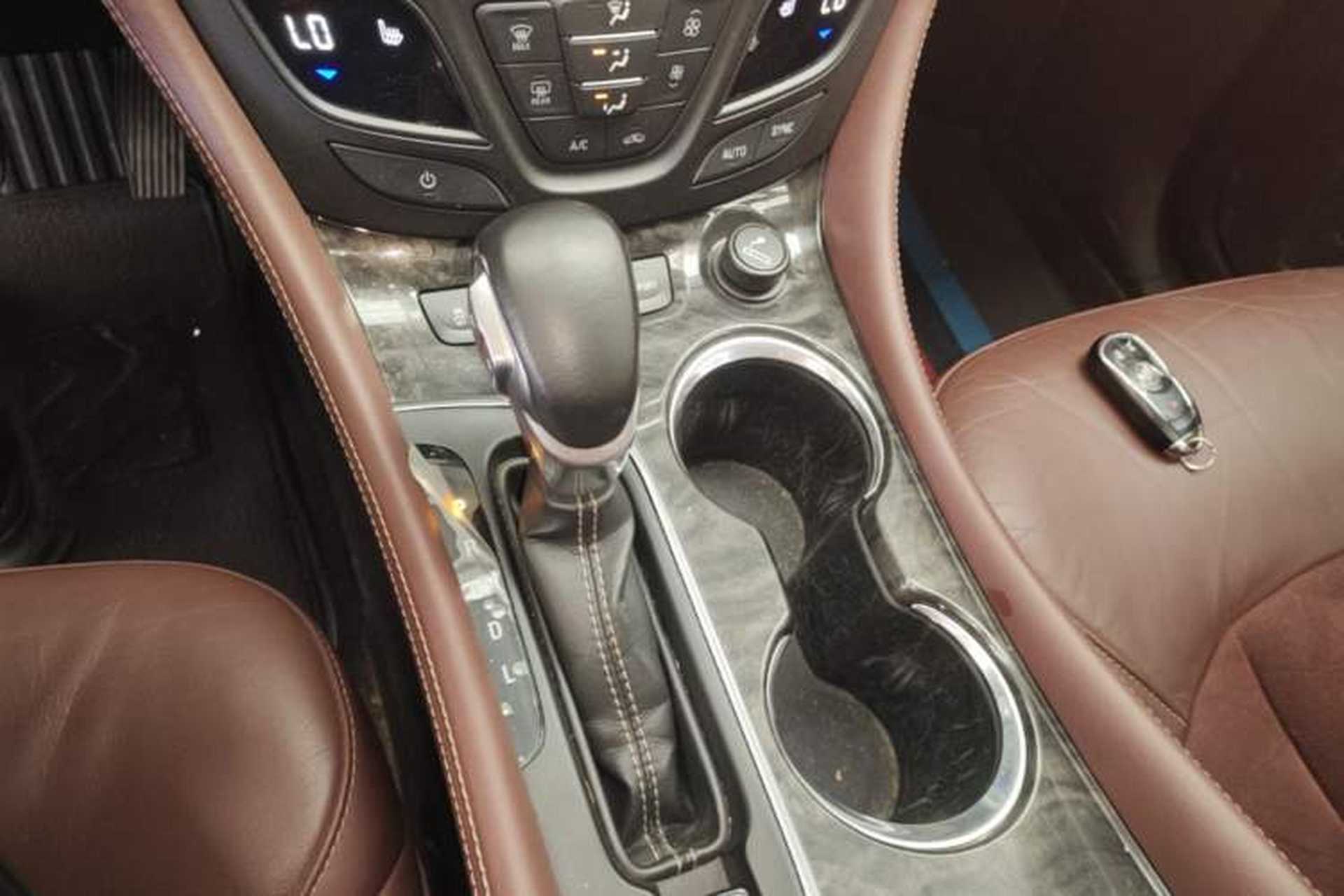 Used Buick Envision 2016 28T Four-Wheel Drive Elite Version Gear Lever