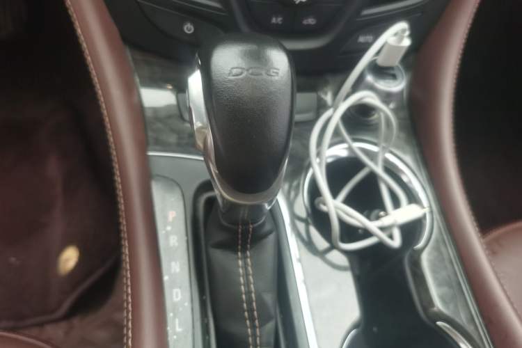 Used Buick Envision 2016 20T Two-Wheel-Drive Elite Model Gear Lever