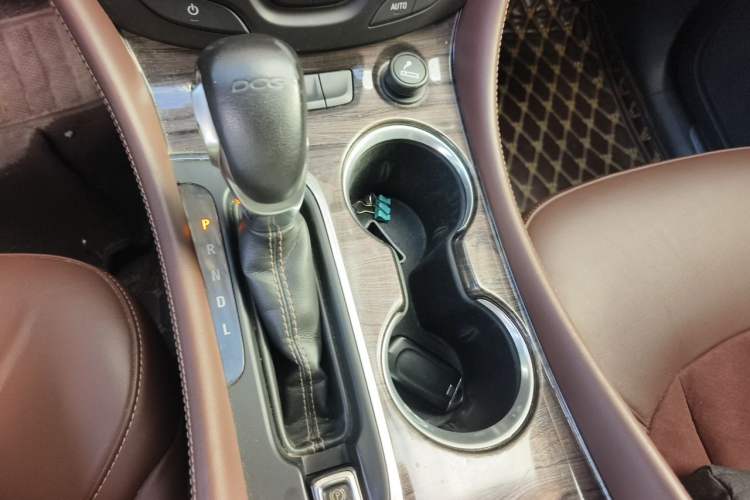 Used Buick Envision 2016 20T Two-Wheel-Drive Elite Model Gear Lever