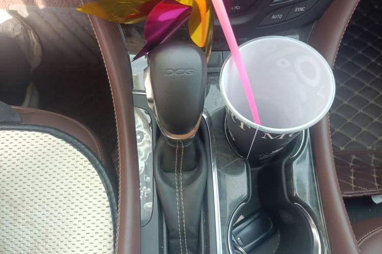 Used Buick Envision 2016 20T Two-Wheel-Drive Elite Model Gear Lever