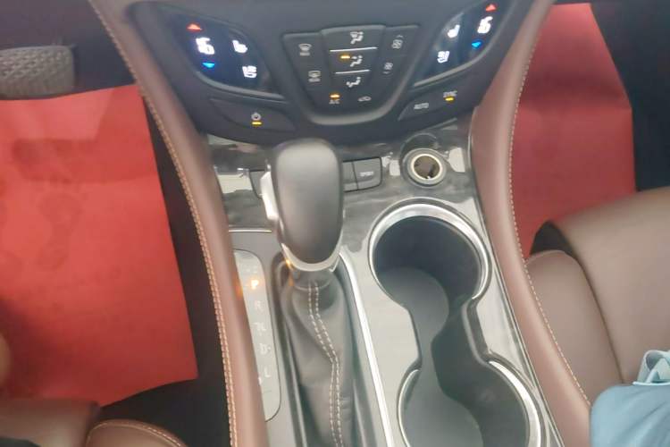 Used Buick Envision 2016 28T Four-Wheel Drive Luxury Model Gear Lever