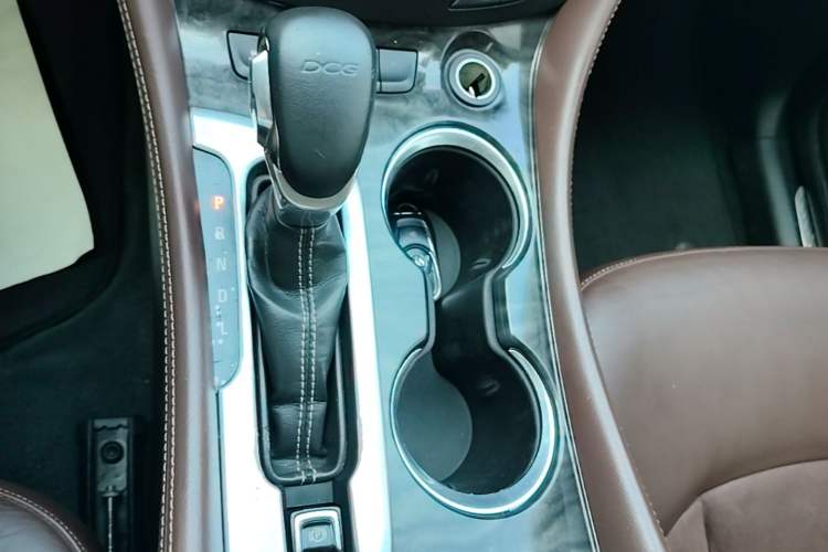 Used Buick Envision 2016 20T Two-Wheel-Drive Elite Model Gear Lever