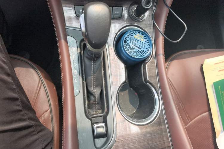 Used Buick Envision 2016 28T Four-Wheel Drive Luxury Model Gear Lever