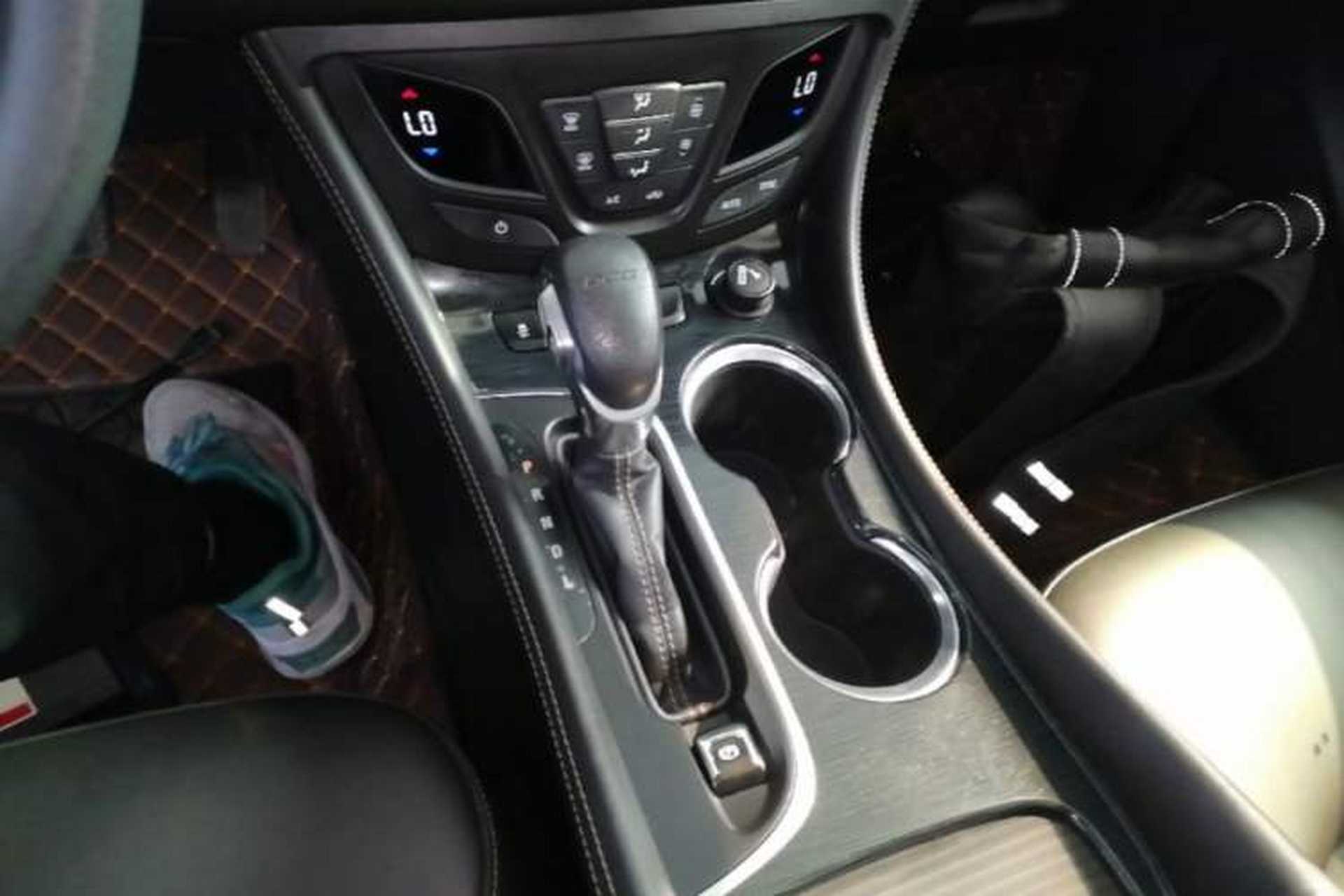 Used Buick Envision 2016 20T Two-Wheel Drive Leading Version Gear Lever