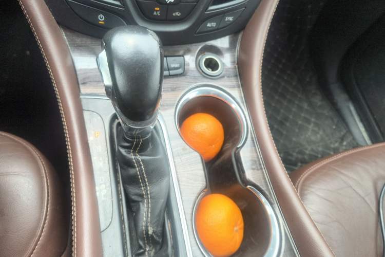 Used Buick Envision 2016 28T Four-Wheel Drive Luxury Model Gear Lever