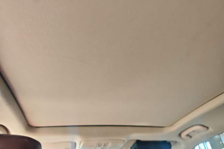 Used Buick Envision 2016 20T Two-Wheel-Drive Elite Model Headliner