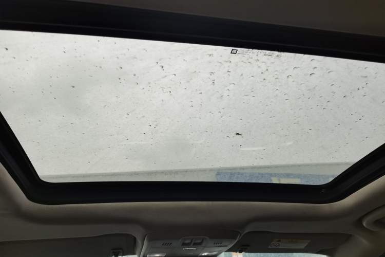 Used Buick Envision 2016 20T Two-Wheel-Drive Elite Model Headliner