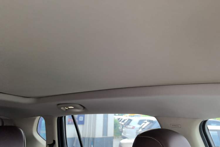 Used Buick Envision 2016 20T Two-Wheel-Drive Elite Model Headliner