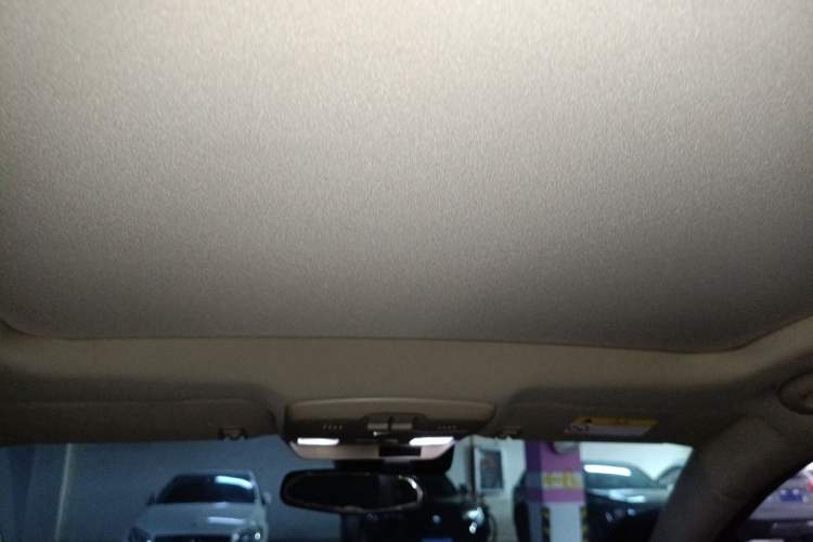 Used Buick Envision 2016 20T Two-Wheel-Drive Elite Model Headliner