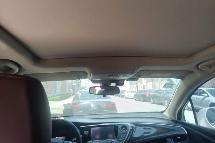 Used Buick Envision 2016 20T Two-Wheel-Drive Elite Model Headliner