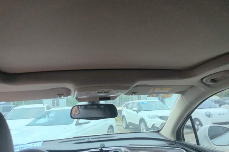Used Buick Envision 2016 20T Two-Wheel-Drive Elite Model Headliner
