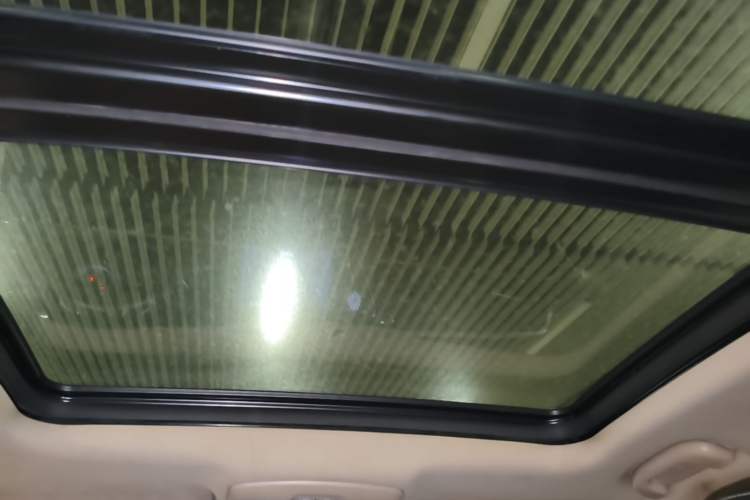 Used Buick Envision 2016 20T Two-Wheel Drive Leading Version Headliner