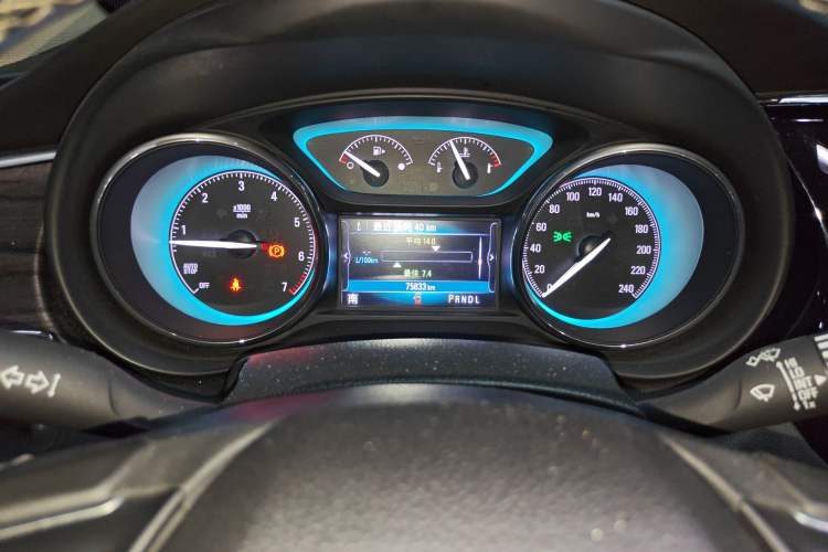 Used Buick Envision 2016 28T Four-Wheel Drive Elite Version Instrument Cluster