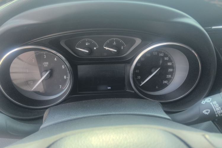 Used Buick Envision 2016 28T Four-Wheel Drive Elite Version Instrument Cluster