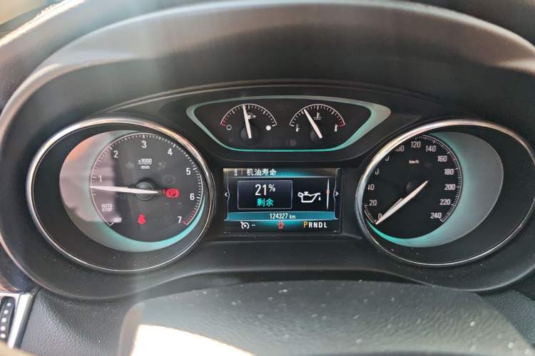 Used Buick Envision 2016 20T Two-Wheel-Drive Elite Model Instrument Cluster