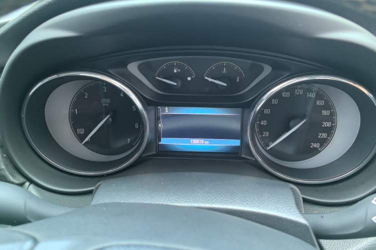 Used Buick Envision 2016 20T Two-Wheel-Drive Elite Model Instrument Cluster