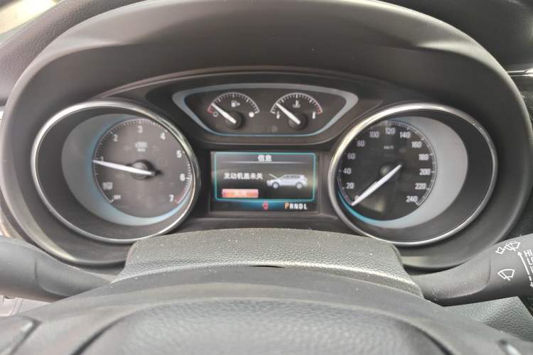 Used Buick Envision 2016 20T Two-Wheel-Drive Elite Model Instrument Cluster