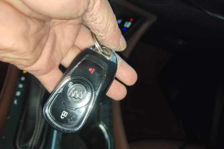 Used Buick Envision 2016 20T Two-Wheel-Drive Elite Model Interior 1