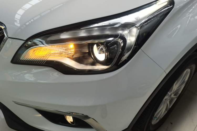 Used Buick Envision 2016 20T Two-Wheel-Drive Elite Model Left Front Headlight