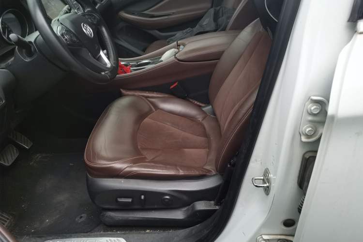 Used Buick Envision 2016 20T Two-Wheel-Drive Elite Model Left Front Seat