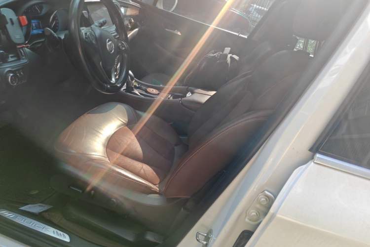 Used Buick Envision 2016 20T Two-Wheel-Drive Elite Model Left Front Seat