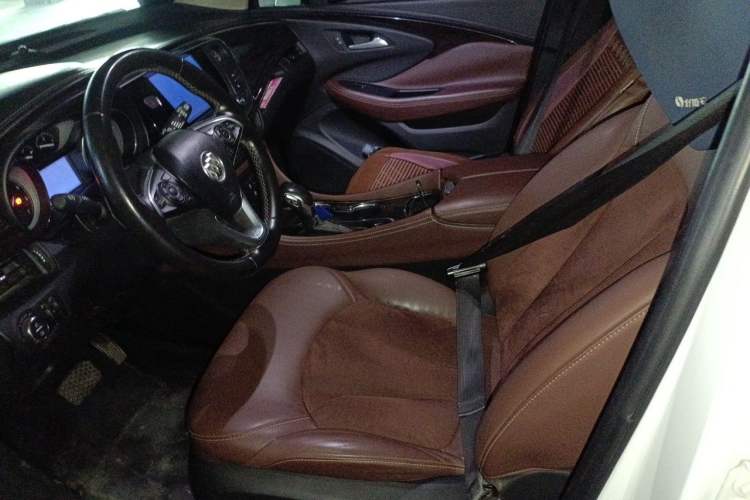 Used Buick Envision 2016 20T Two-Wheel-Drive Elite Model Left Front Seat