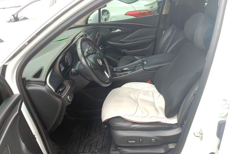 Used Buick Envision 2016 20T Two-Wheel-Drive Elite Model Left Front Seat