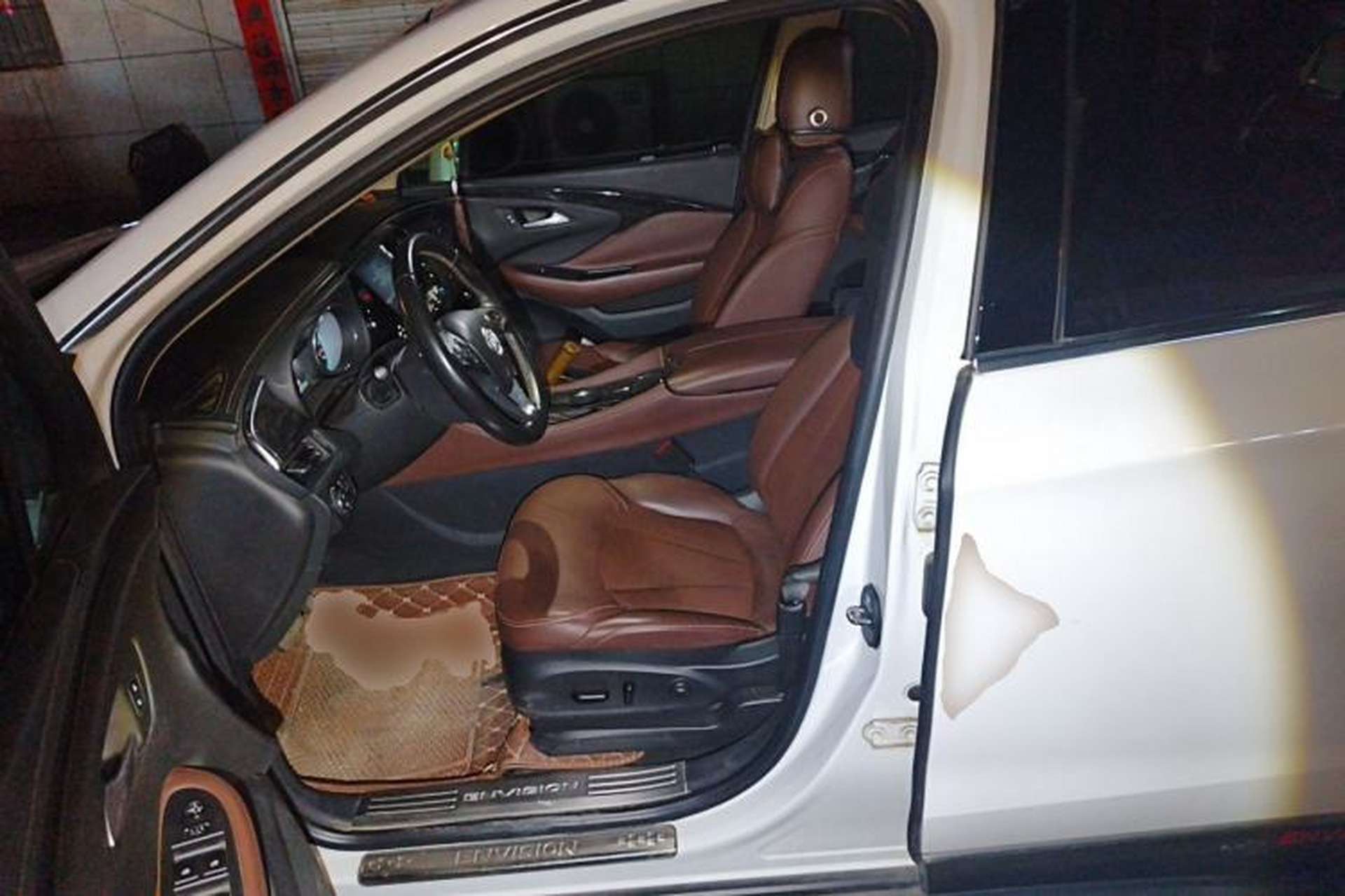 Used Buick Envision 2016 20T Two-Wheel-Drive Elite Model Left Front Seat