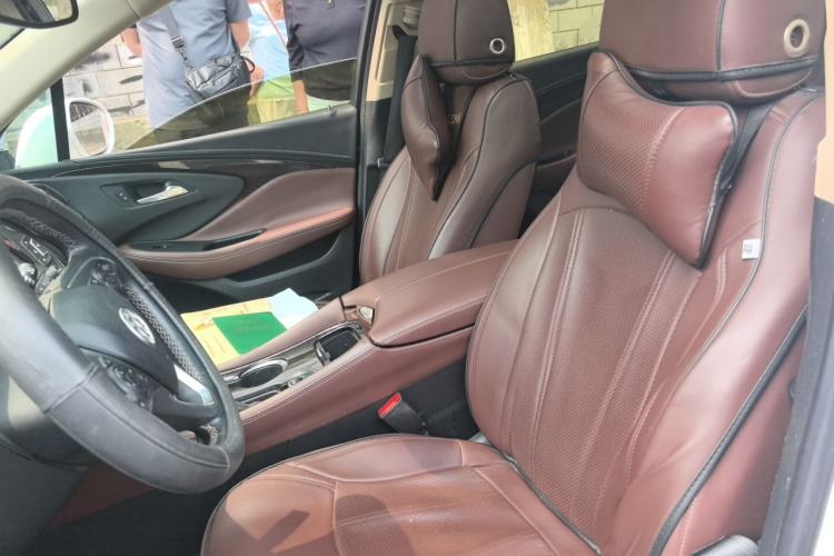 Used Buick Envision 2016 28T Four-Wheel Drive Luxury Model Left Front Seat