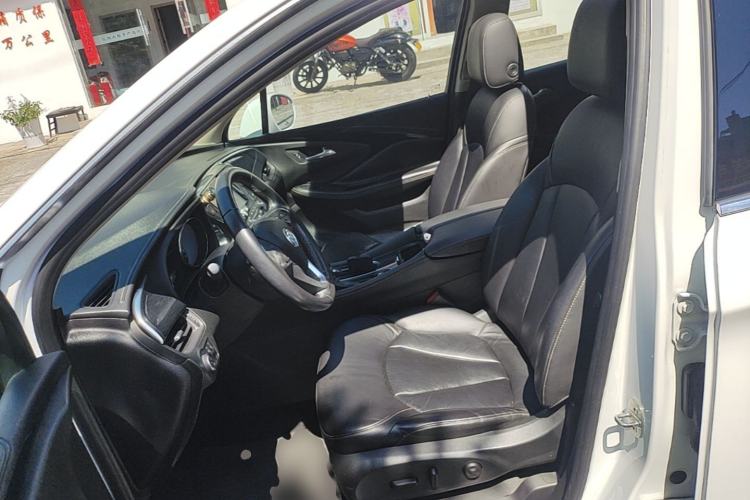 Used Buick Envision 2016 20T Two-Wheel-Drive Elite Model Left Front Seat