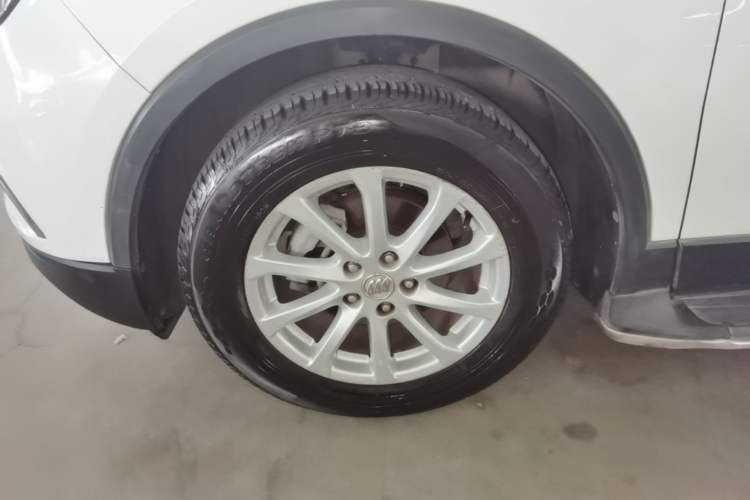 Used Buick Envision 2016 20T Two-Wheel-Drive Elite Model Left Front Wheel Hub