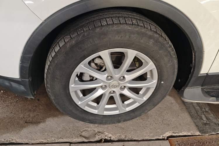Used Buick Envision 2016 20T Two-Wheel-Drive Elite Model Left Front Wheel Hub