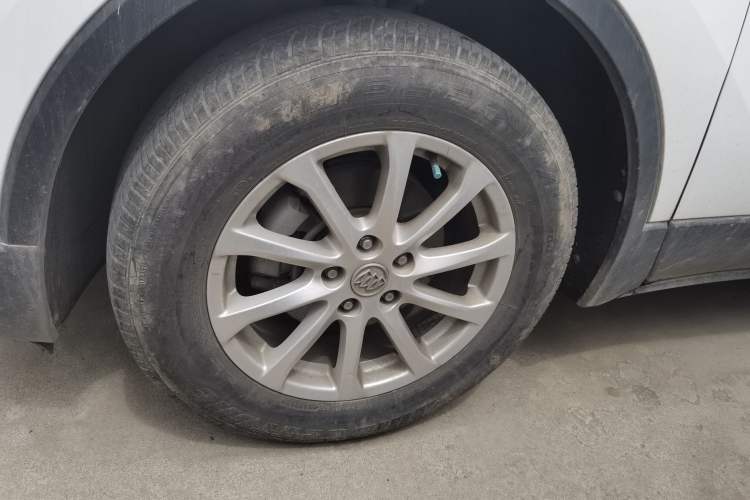 Used Buick Envision 2016 20T Two-Wheel-Drive Elite Model Left Front Wheel Hub
