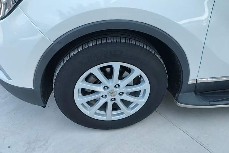 Used Buick Envision 2016 20T Two-Wheel-Drive Elite Model Left Front Wheel Hub