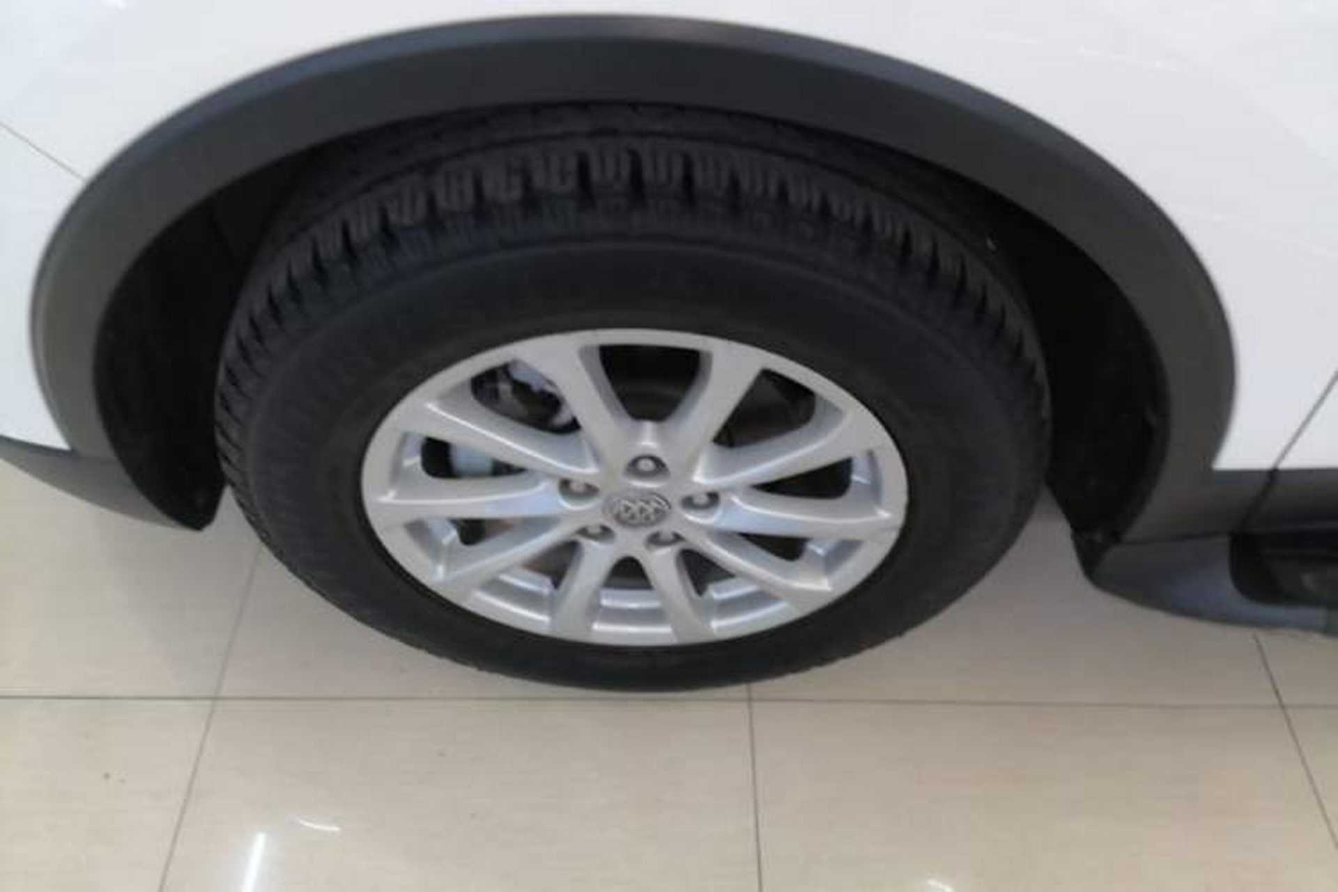 Used Buick Envision 2016 20T Two-Wheel Drive Leading Version Left Front Wheel Hub