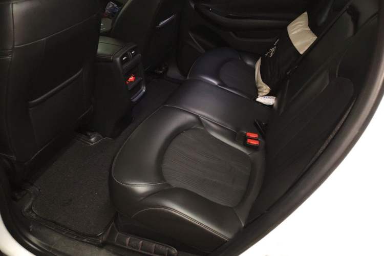 Used Buick Envision 2016 20T Two-Wheel Drive Leading Version Left Rear Seat