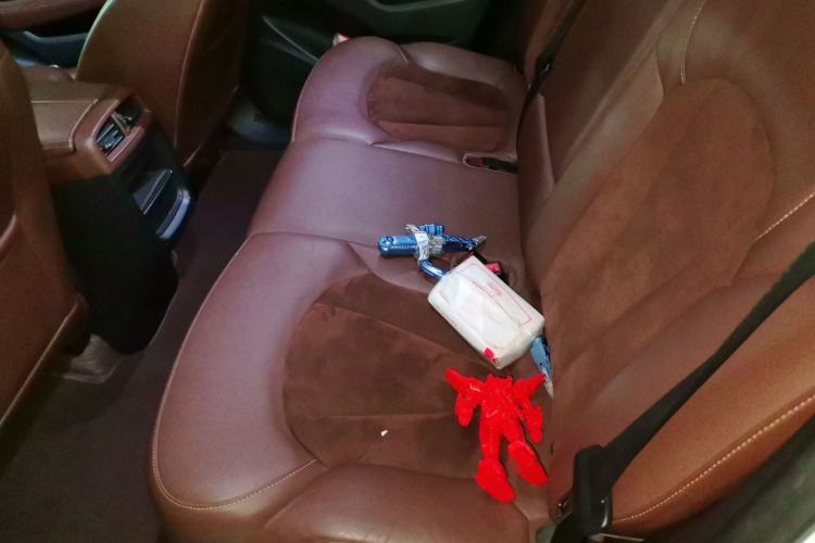 Used Buick Envision 2016 20T Two-Wheel-Drive Elite Model Left Rear Seat