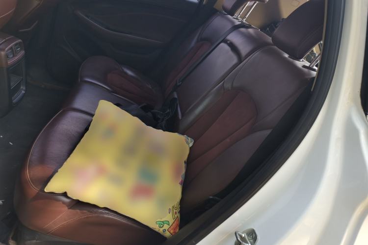Used Buick Envision 2016 20T Two-Wheel-Drive Elite Model Left Rear Seat